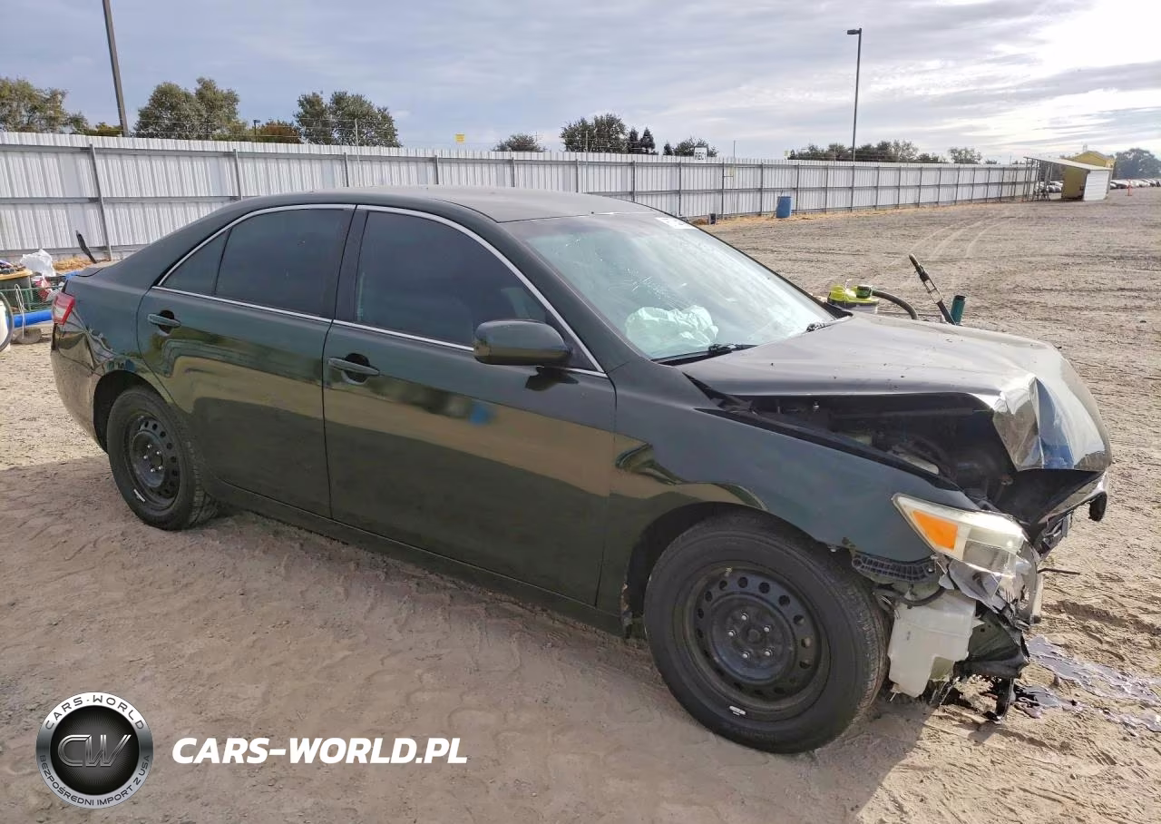 2010 Toyota Camry Le VIN:4T4BF3EK9AR014414 - 4