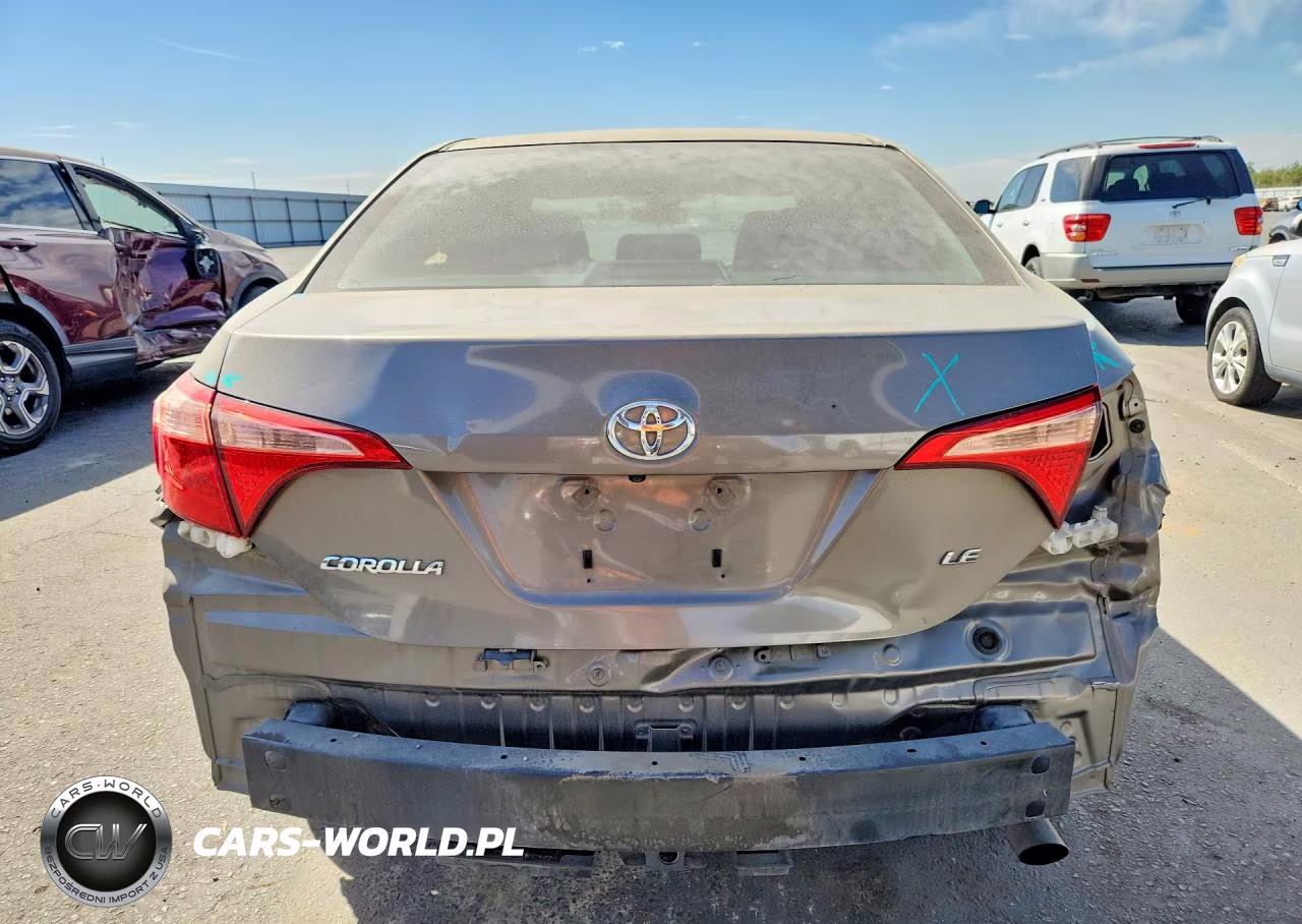 2018 Toyota Corolla Le VIN:2T1BURHEXJC971273 - 6