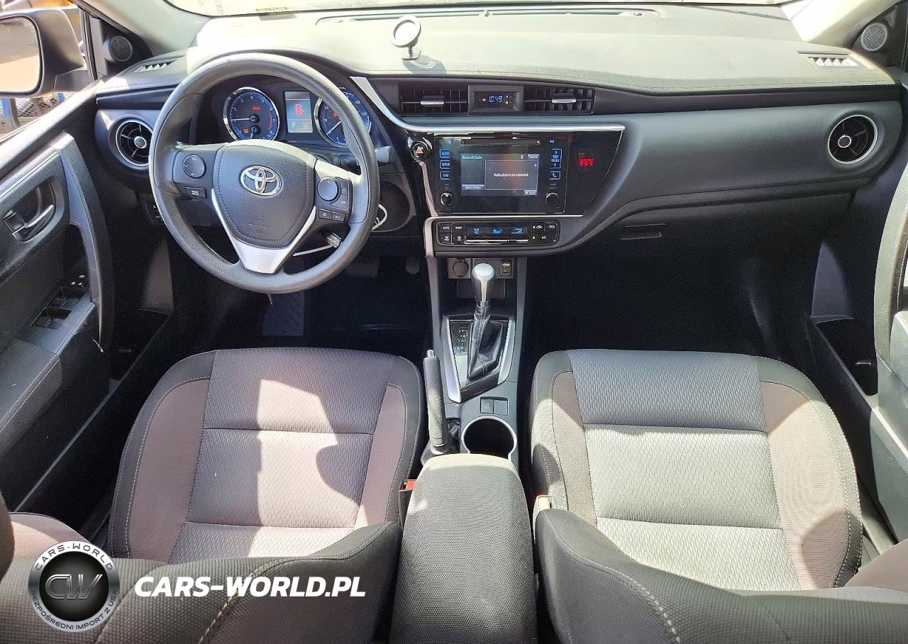 2018 Toyota Corolla Le VIN:2T1BURHEXJC971273 - 8