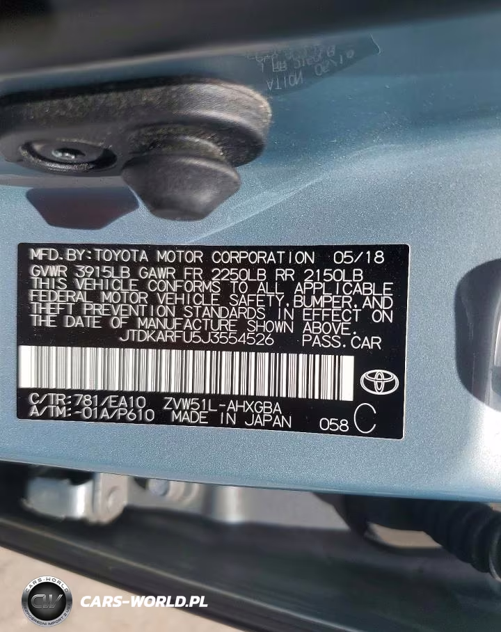 2018 Toyota Prius Four VIN:JTDKARFU5J3554526 - 12