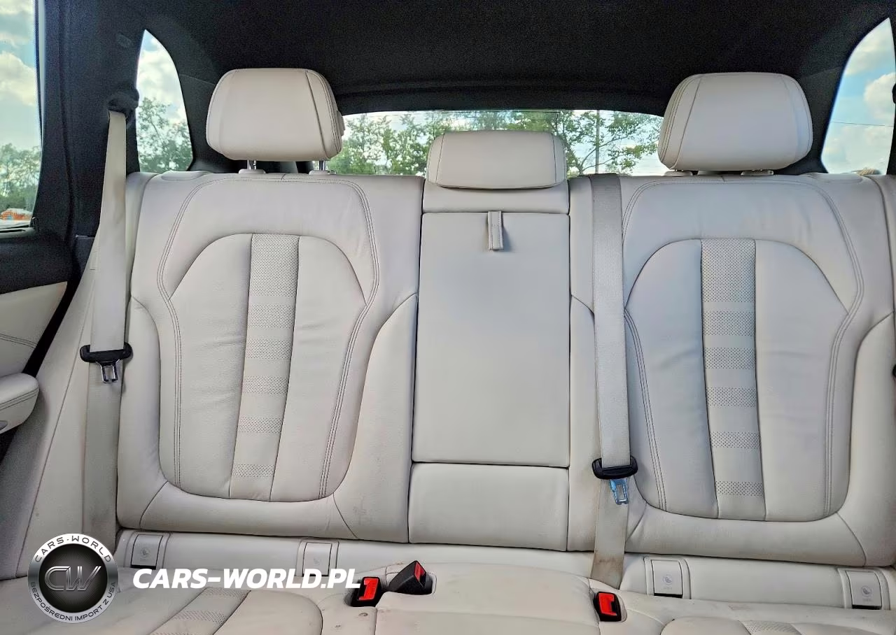 2019 BMW X5 xDrive40I VIN:5UXCR6C52KLL25259 - 10
