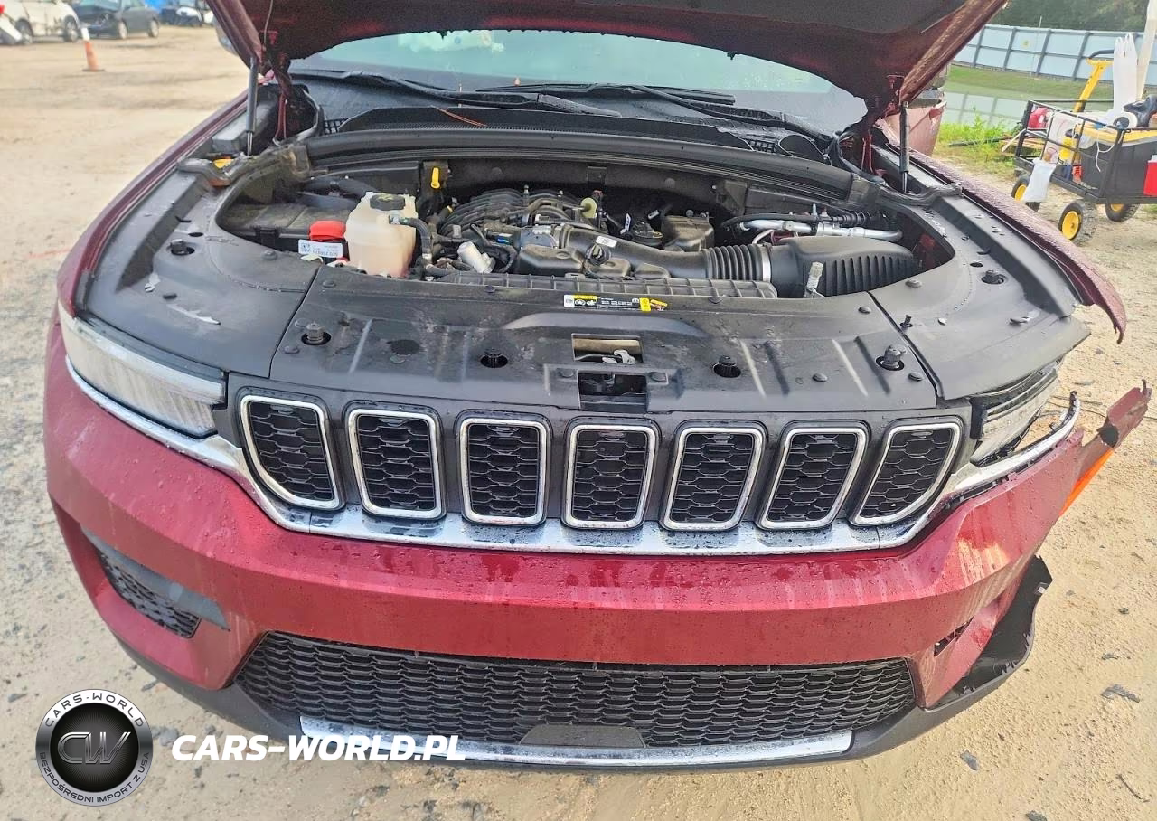 2025 Jeep Grand Cherokee Laredo VIN:1C4RJGAG9SC289700 - 12