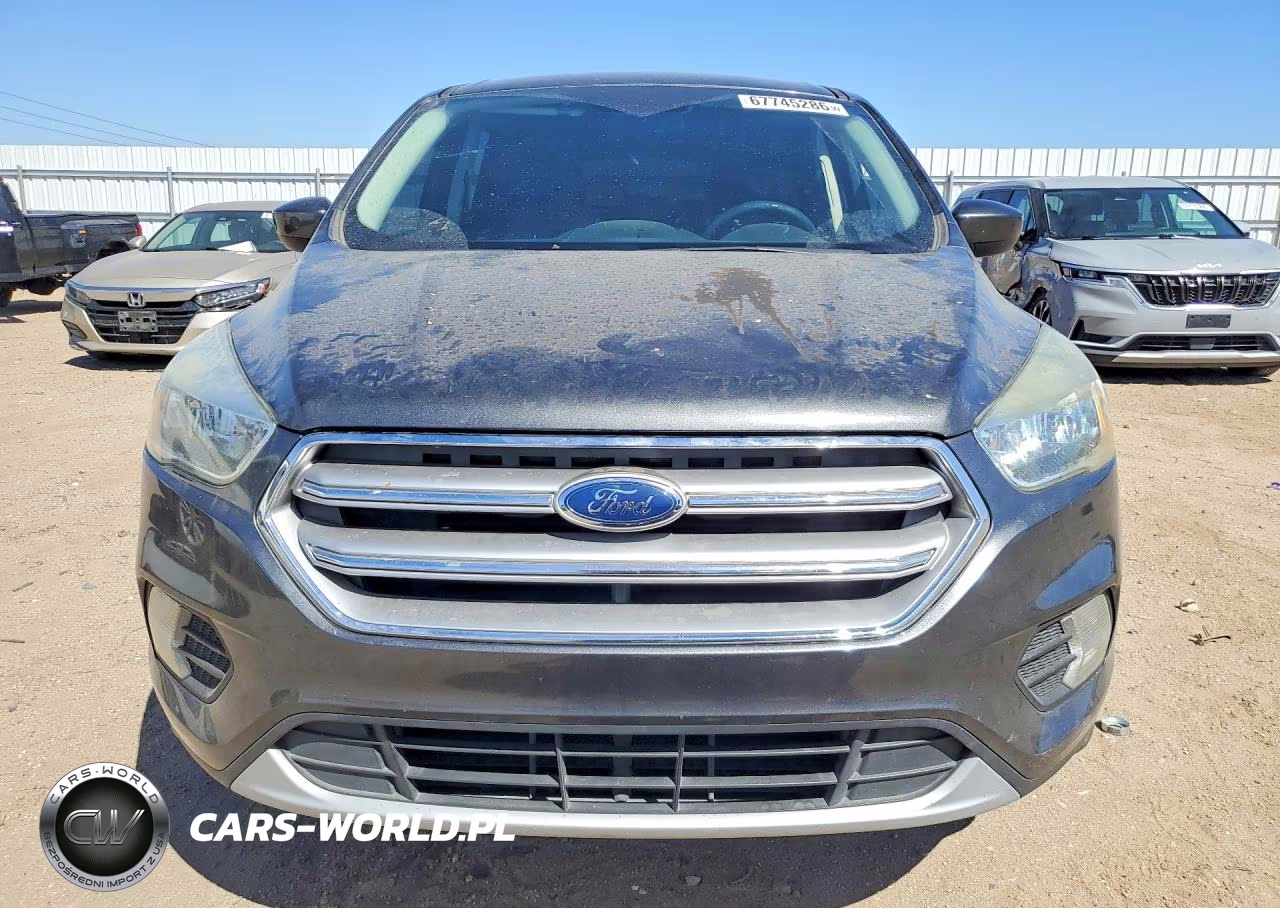 2017 Ford Escape Se VIN:1FMCU0GD8HUB44695 - 5