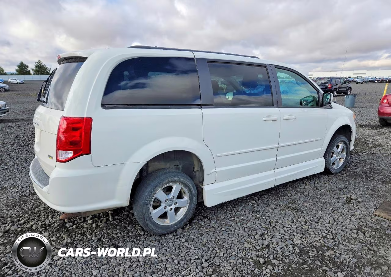 2012 Dodge Grand Caravan Sxt VIN:2C4RDGCG4CR153939 - 3