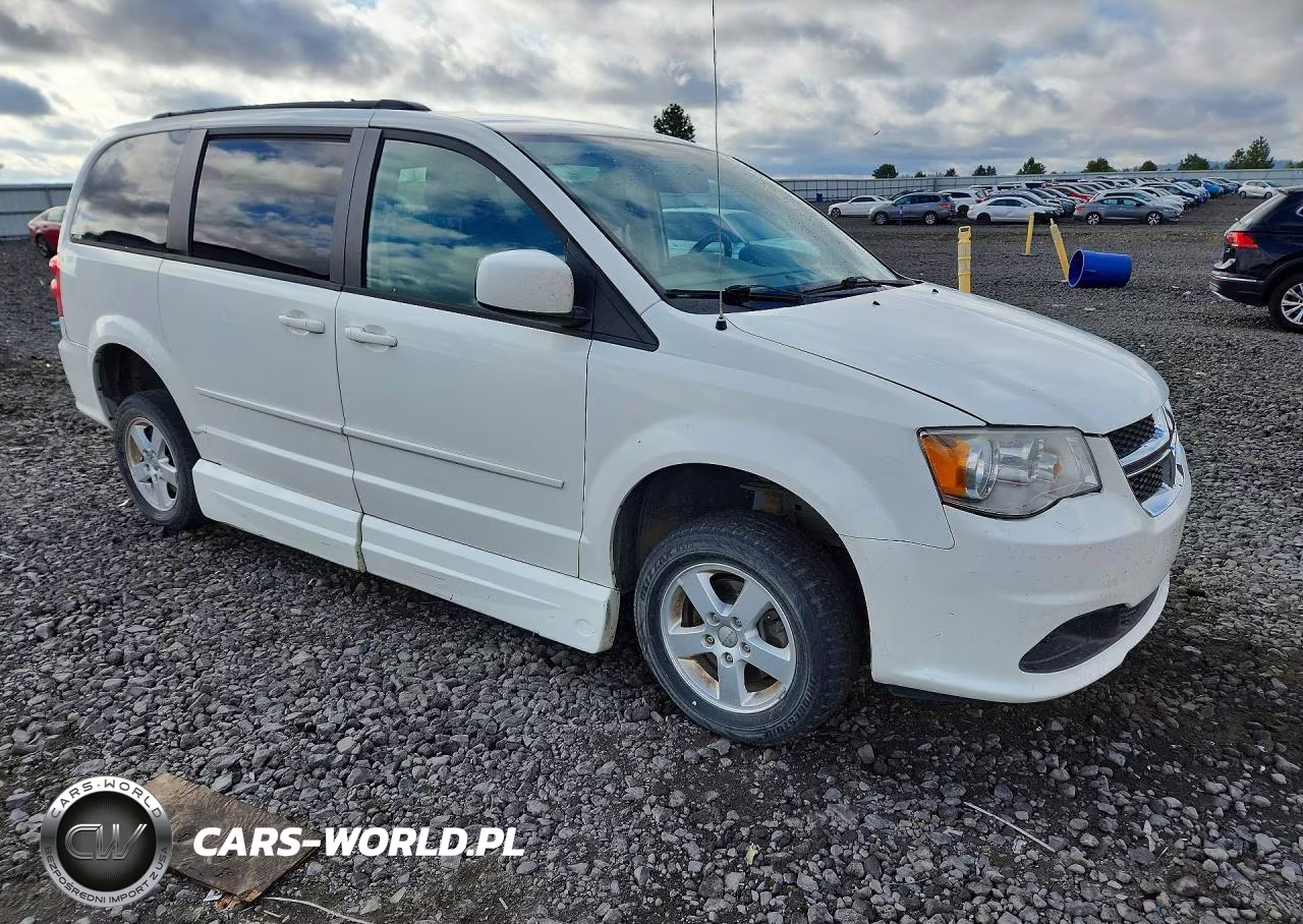 2012 Dodge Grand Caravan Sxt VIN:2C4RDGCG4CR153939 - 4