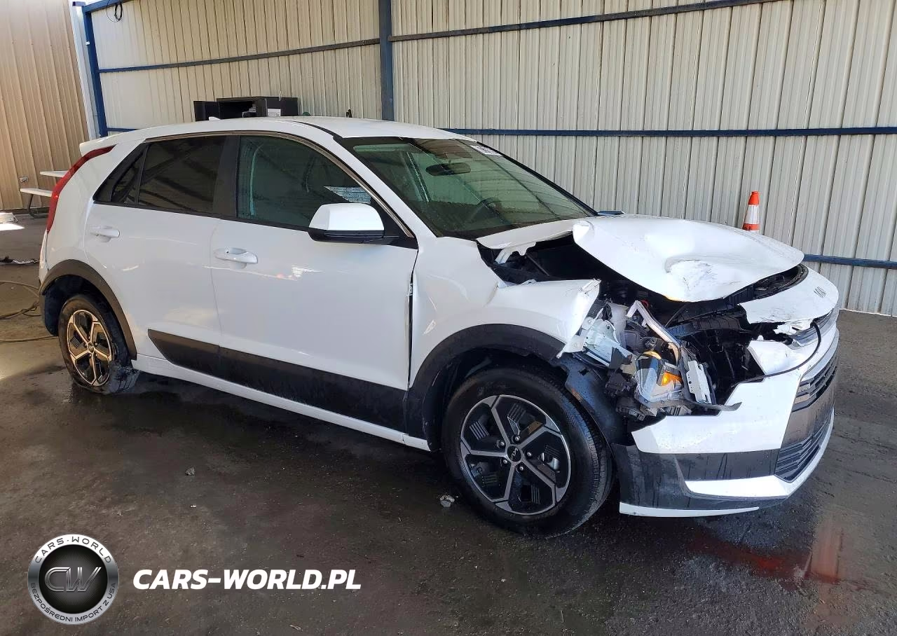 2026 Kia Niro Lx VIN:KNDCP3LEXT5323674 - 4