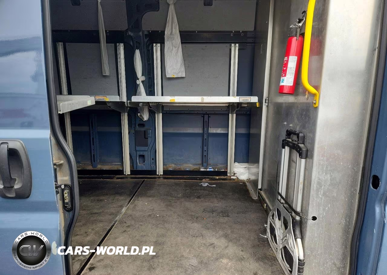 2020 Ram Promaster 3500 Delivery Van VIN:3C6URVJG6LE139763 - 11