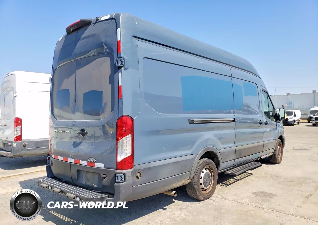 2020 Ford Transit 250 Delivery Van VIN:1FTBR3X84LKB04107 - 3