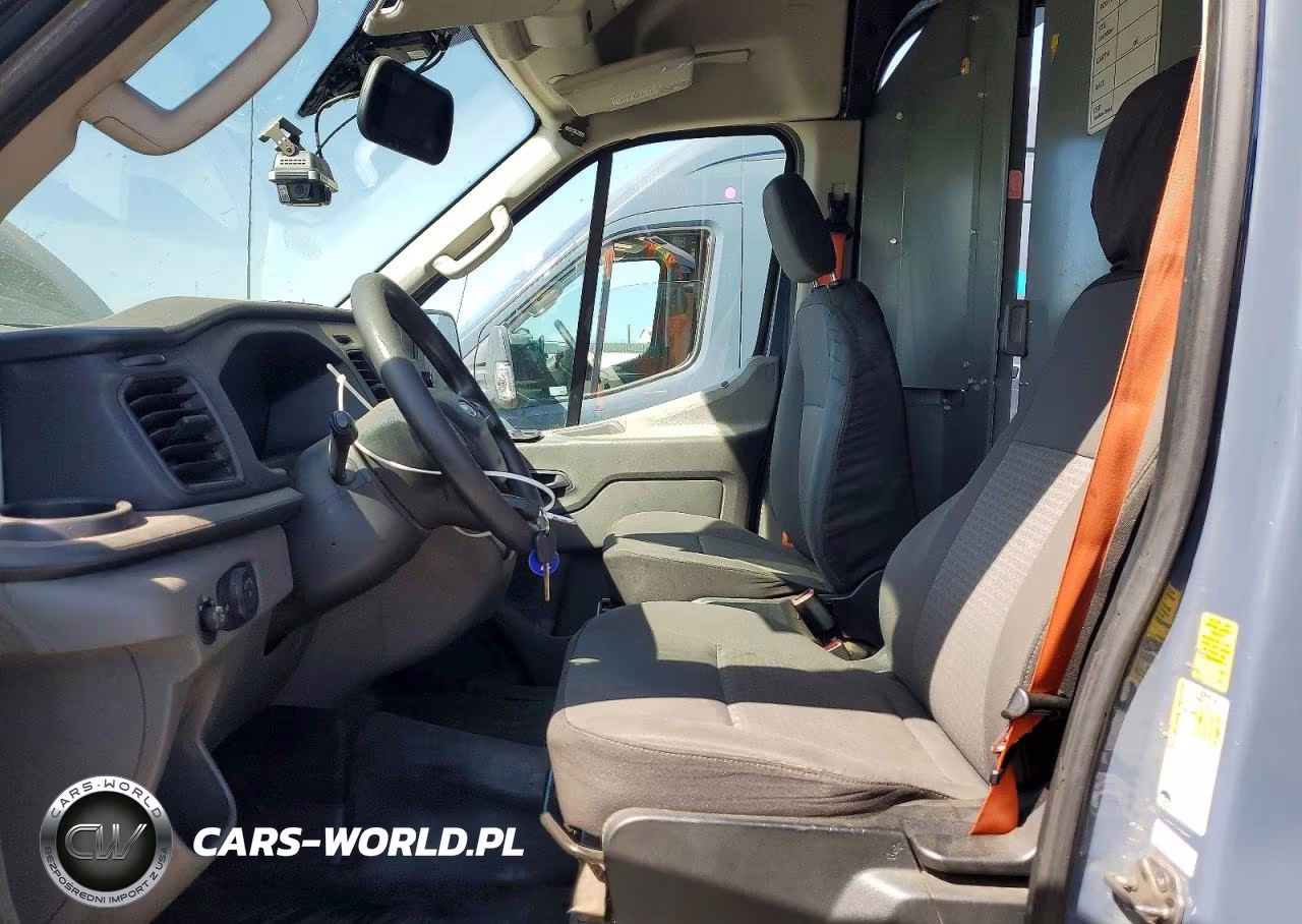2020 Ford Transit 250 Delivery Van VIN:1FTBR3X84LKB04107 - 7