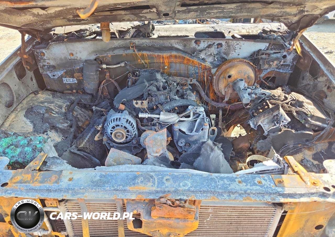 1997 Chevrolet Gmt-400 K1500 VIN:1GCEK19R0VE229070 - 11