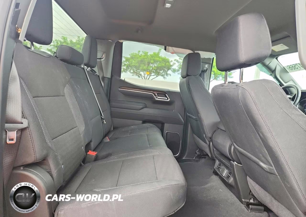 2025 Chevrolet Silverado C1500 Rst VIN:1GCPADEDXSZ185526 - 10