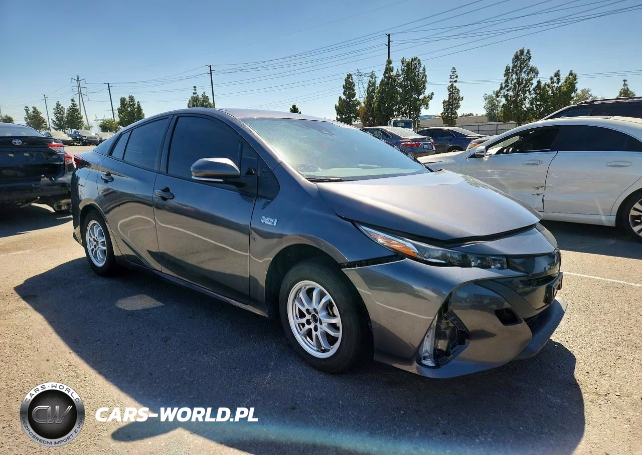 2022 Toyota Prius Prime Le VIN:JTDKAMFPXN3224058 - 4