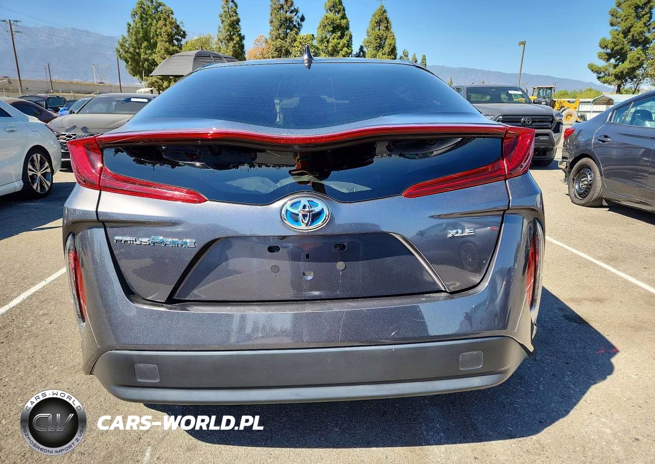 2022 Toyota Prius Prime Le VIN:JTDKAMFPXN3224058 - 6