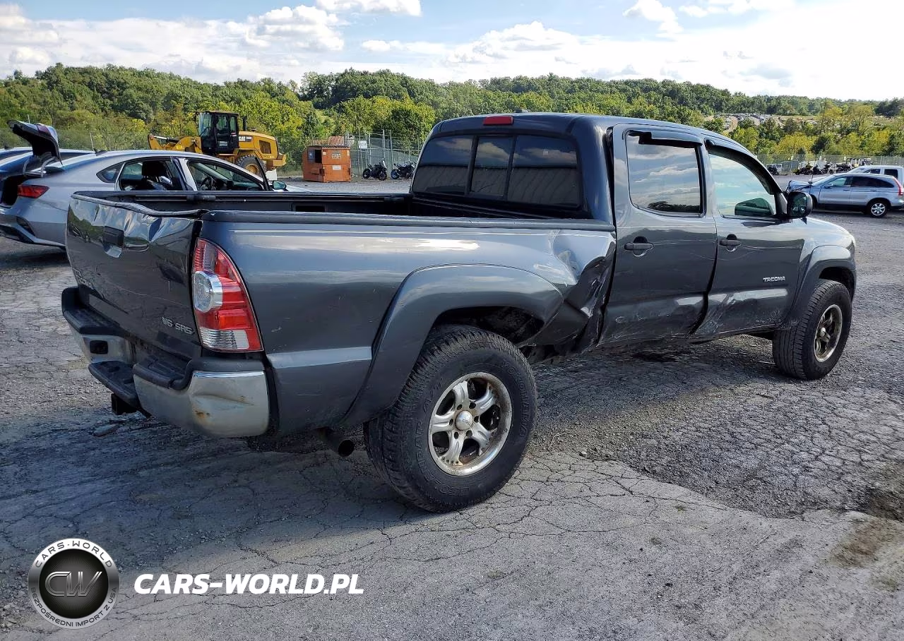 2010 Toyota Tacoma Double Cab Long Bed VIN:3TMMU4FN5AM017410 - 3
