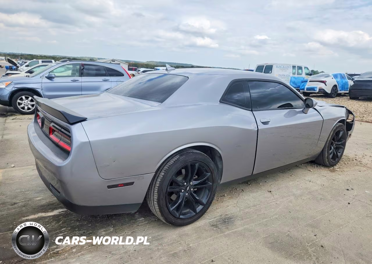 2017 Dodge Challenger Sxt VIN:2C3CDZAG2HH501405 - 3