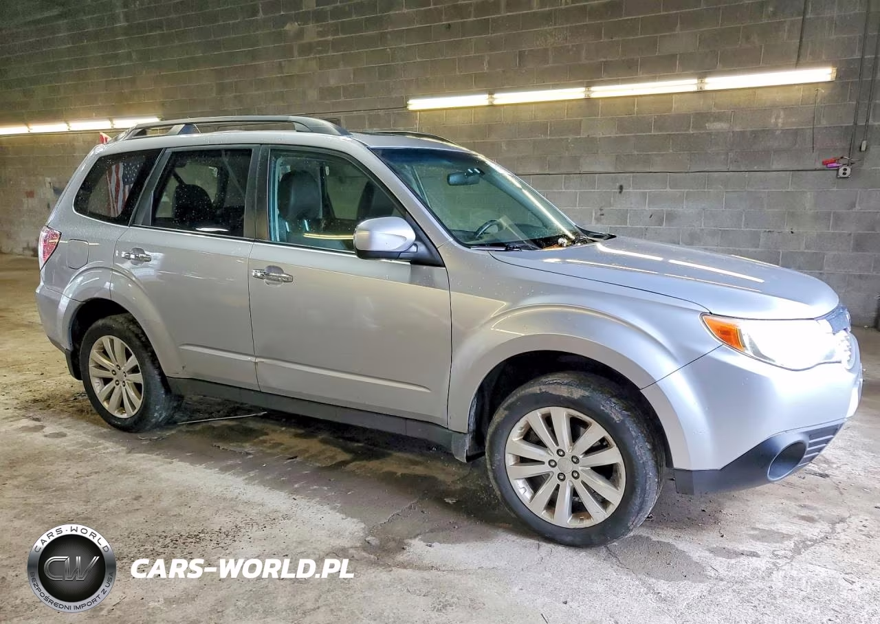 2012 Subaru Forester Limited VIN:JF2SHAEC3CH409742 - 4