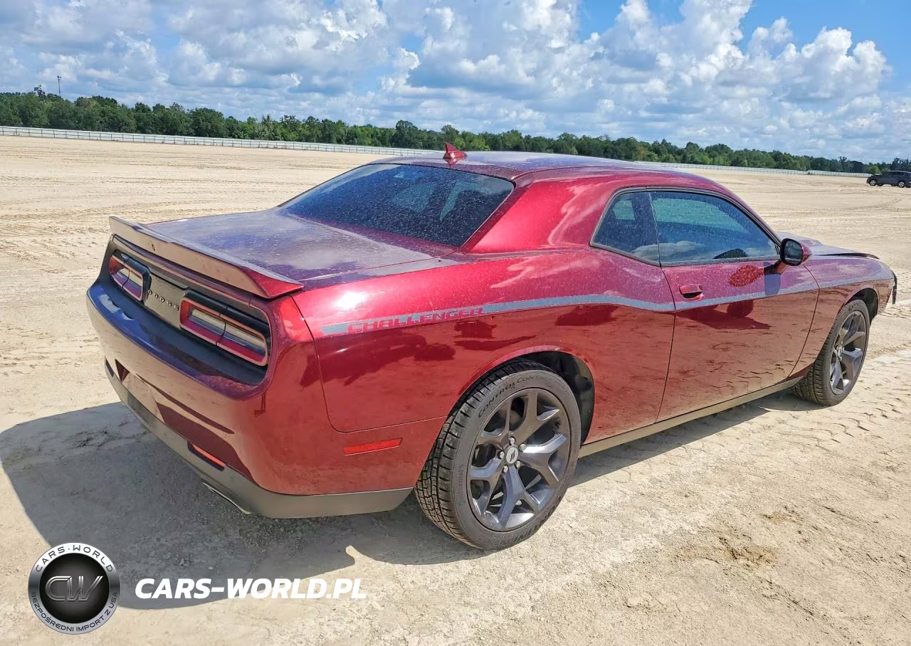 2018 Dodge Challenger Sxt VIN:2C3CDZAG4JH251543 - 3