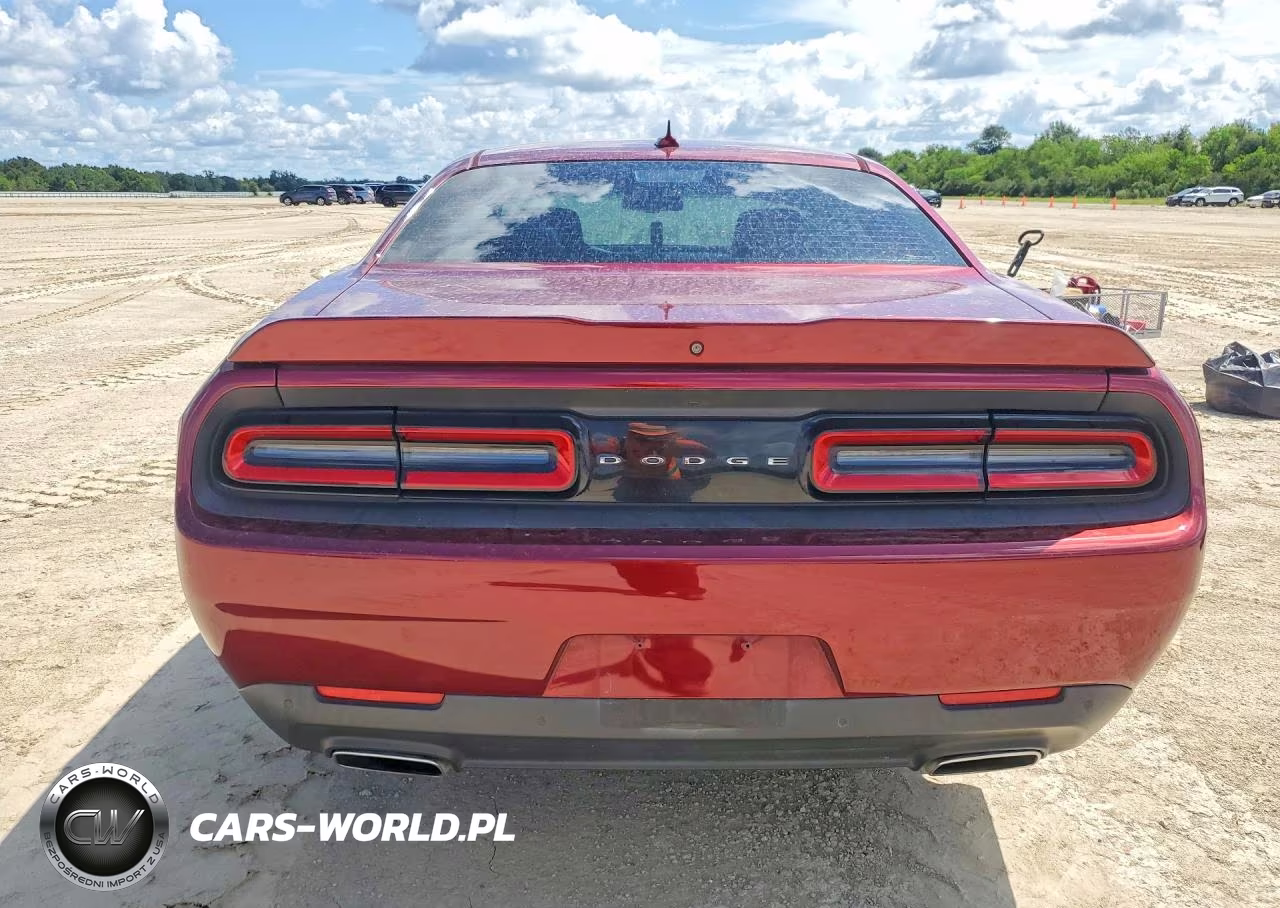 2018 Dodge Challenger Sxt VIN:2C3CDZAG4JH251543 - 6
