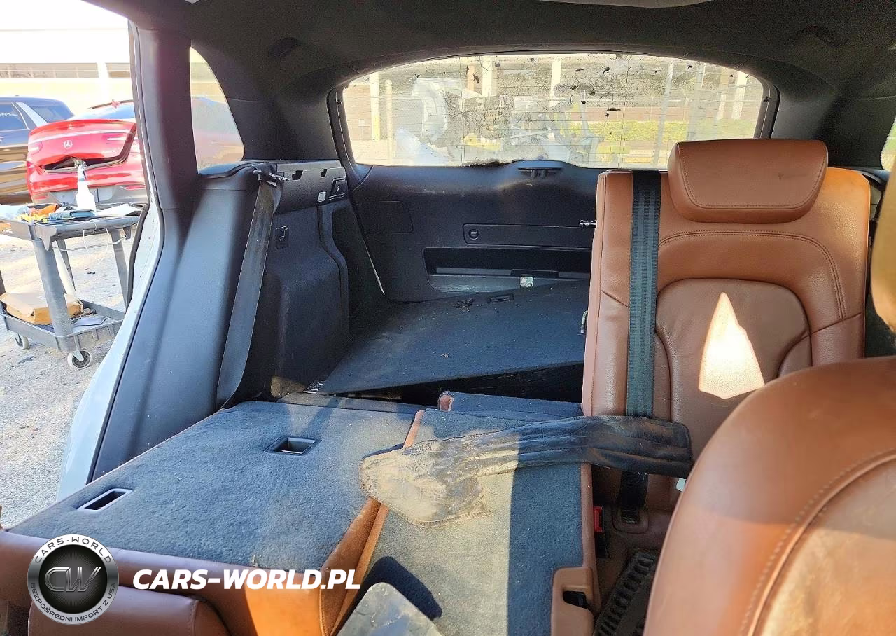2010 Audi Q5 Premium Plus VIN:WA1LKAFP6AA108307 - 10