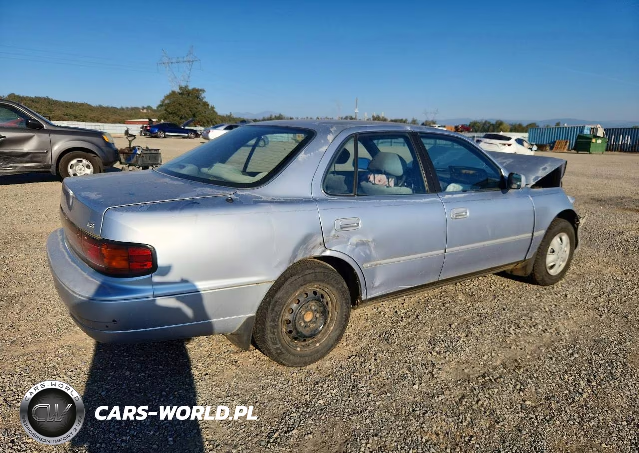 1994 Toyota Camry Le VIN:JT2SK12E4R0251711 - 3