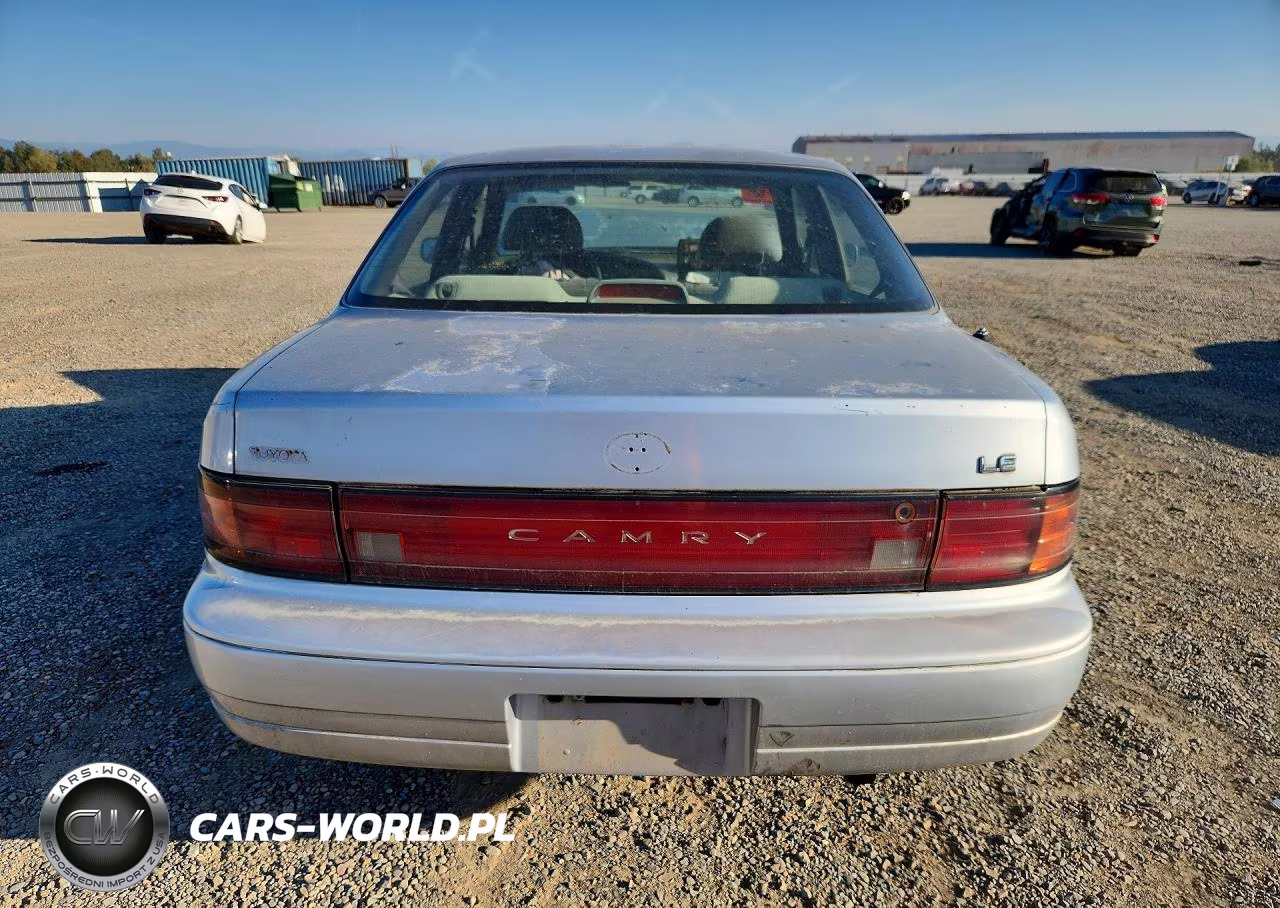 1994 Toyota Camry Le VIN:JT2SK12E4R0251711 - 6