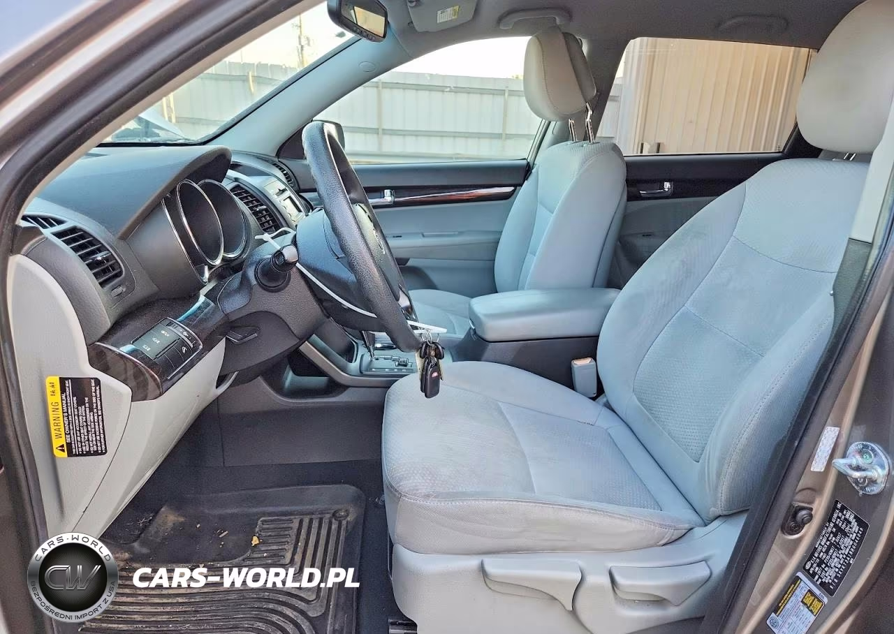 2011 Kia Sorento Lx VIN:5XYKT3A18BG046049 - 7