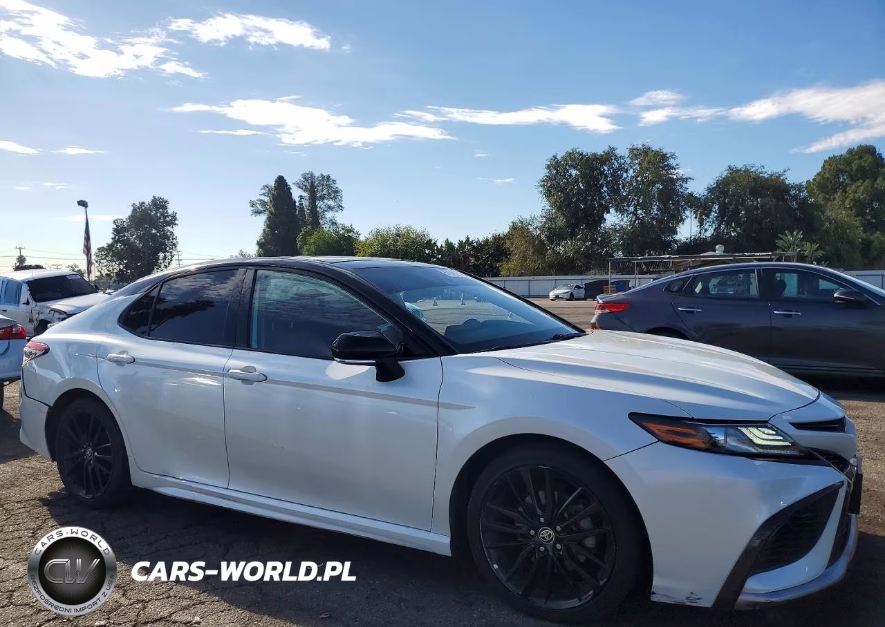 2022 Toyota Camry Xse VIN:4T1K61AK9NU011331 - 4