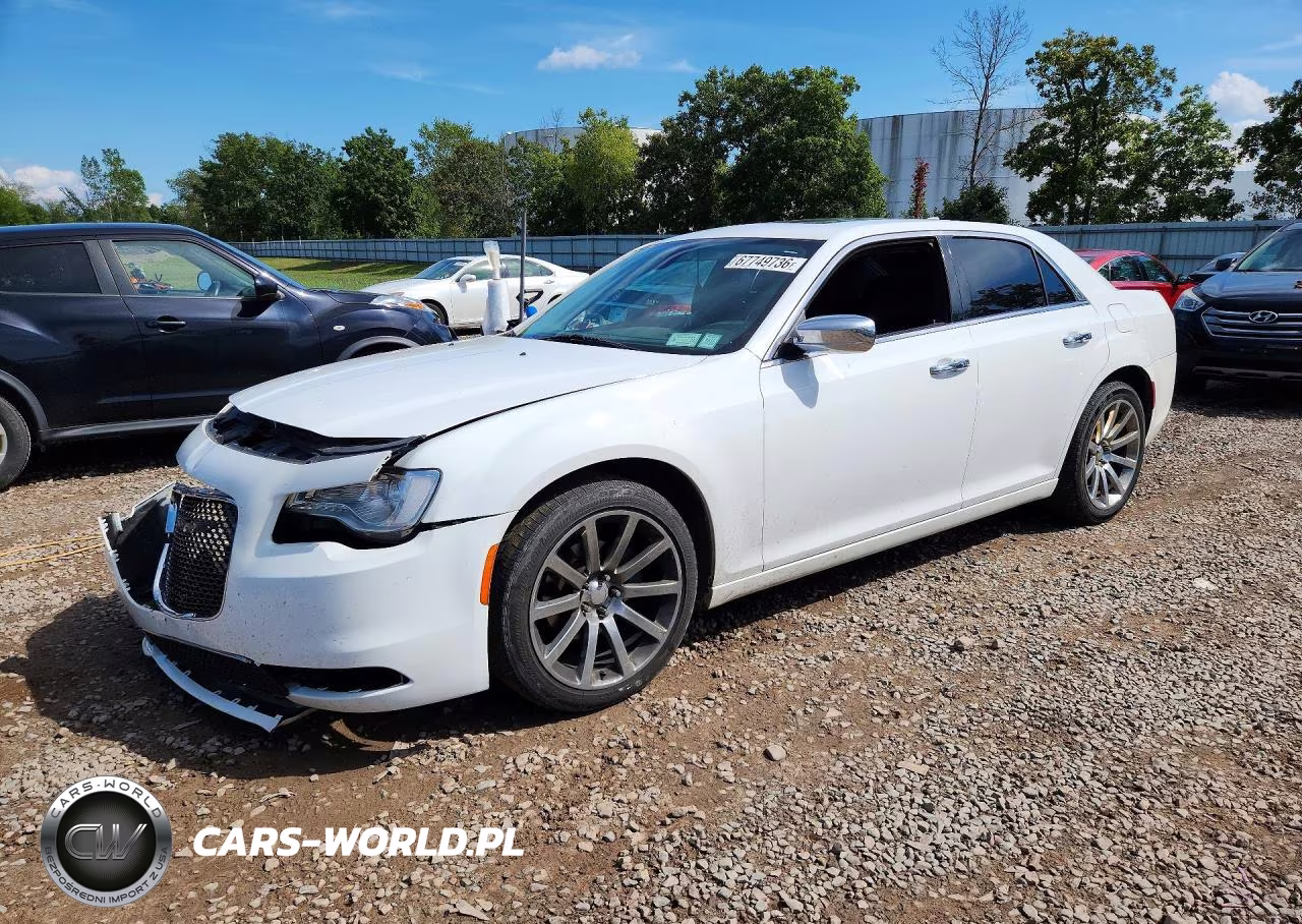 2016 Chrysler 300C