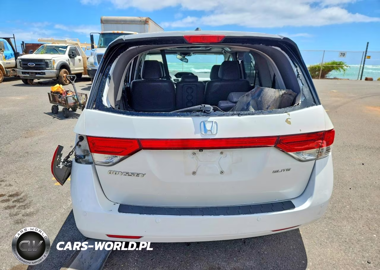 2014 Honda Odyssey Touring VIN:5FNRL5H92EB123337 - 6