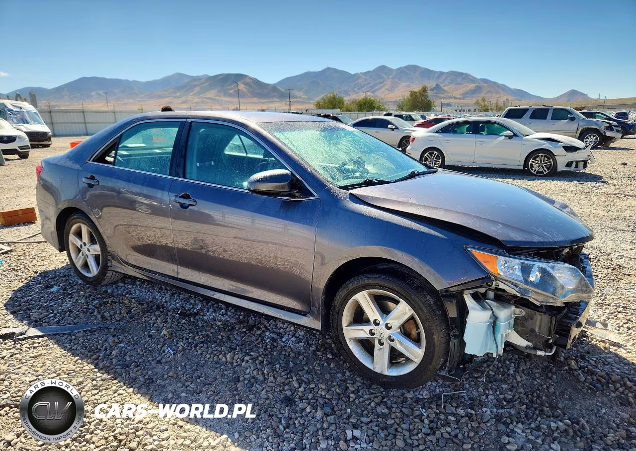 2014 Toyota Camry Se VIN:4T1BF1FK1EU825305 - 4