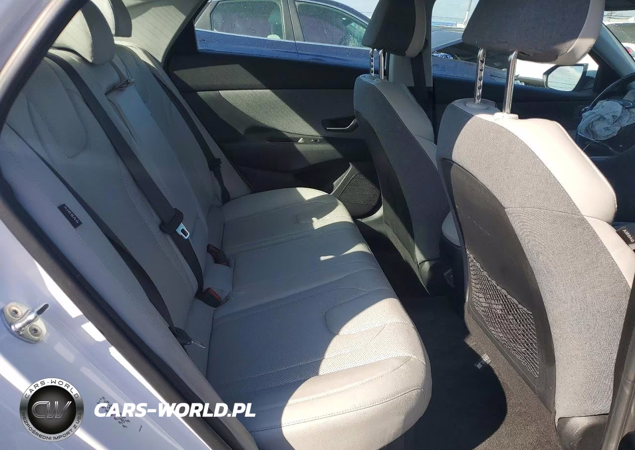 2024 Hyundai Elantra Limited VIN:KMHLN4DJ0RU112663 - 10