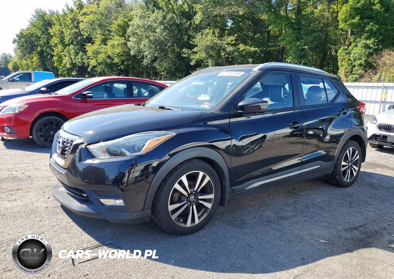 2019 Nissan Kicks Sr VIN:3N1CP5CU0KL514606 - 1