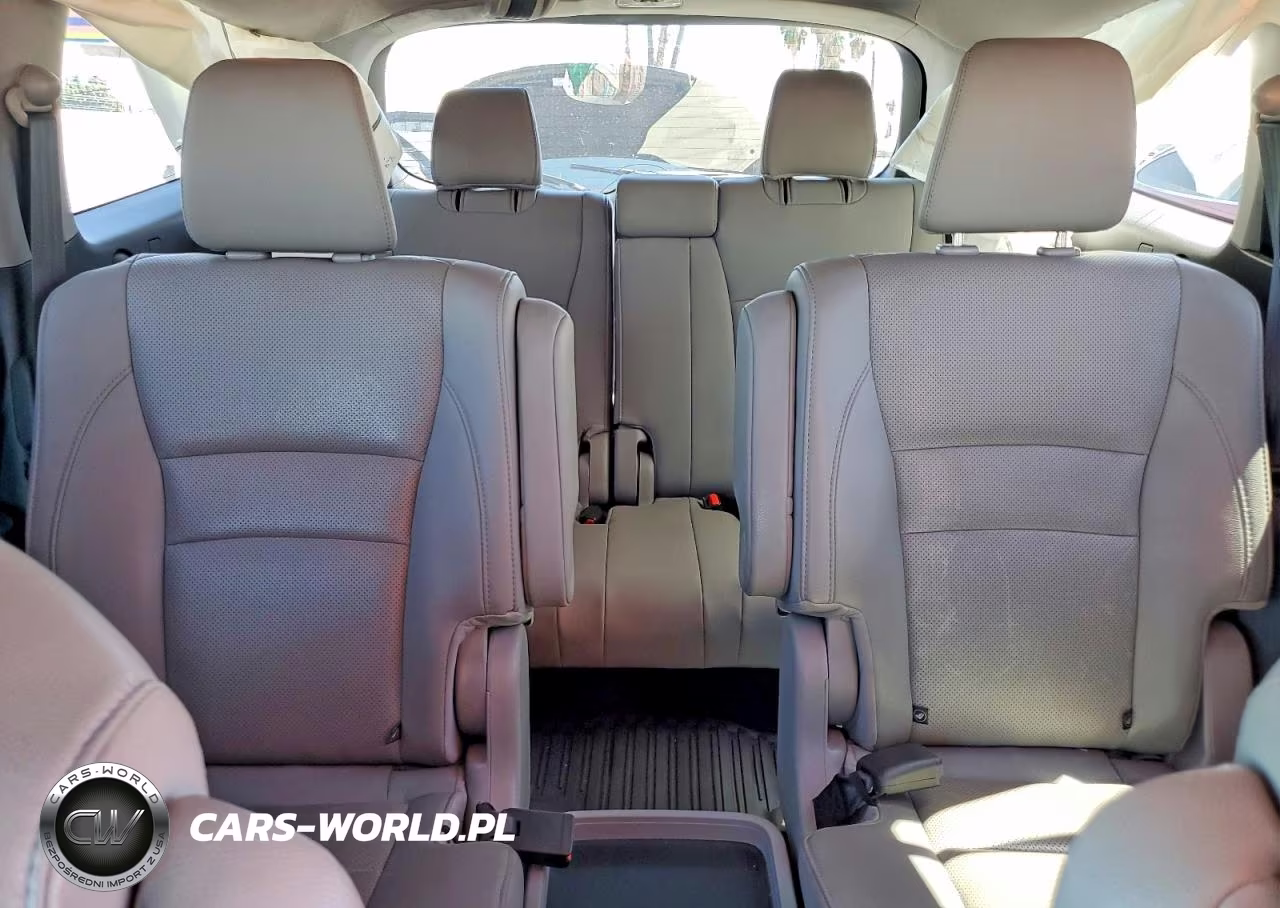 2017 Honda Pilot Elite VIN:5FNYF6H08HB038243 - 10