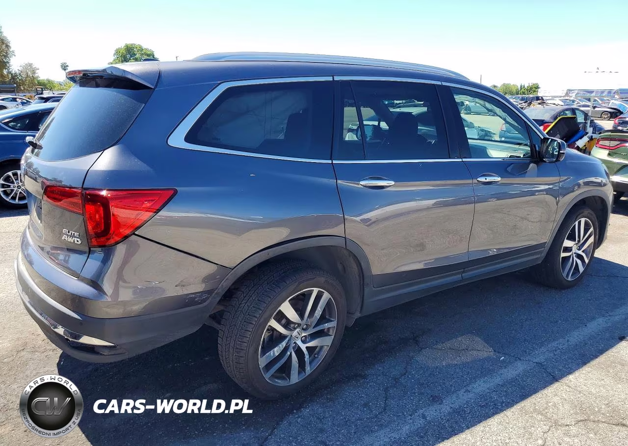 2017 Honda Pilot Elite VIN:5FNYF6H08HB038243 - 3