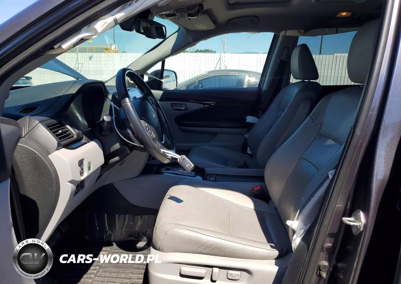 2017 Honda Pilot Elite VIN:5FNYF6H08HB038243 - 7