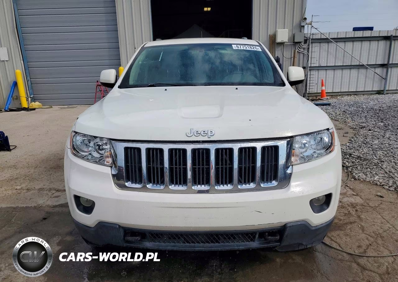 2011 Jeep Grand Cherokee Laredo VIN:1J4RR4GG8BC617651 - 5