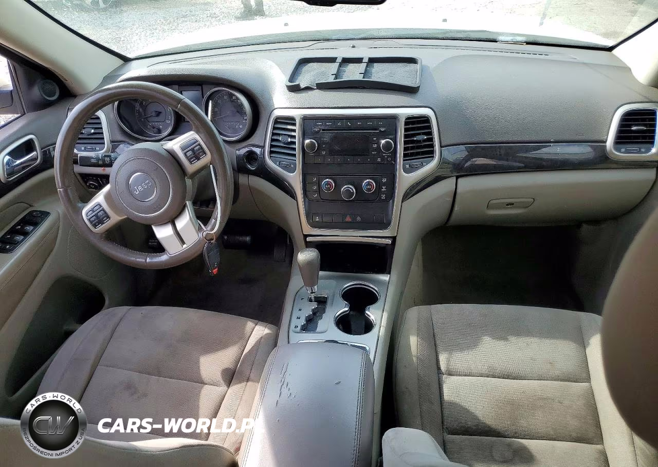 2011 Jeep Grand Cherokee Laredo VIN:1J4RR4GG8BC617651 - 8