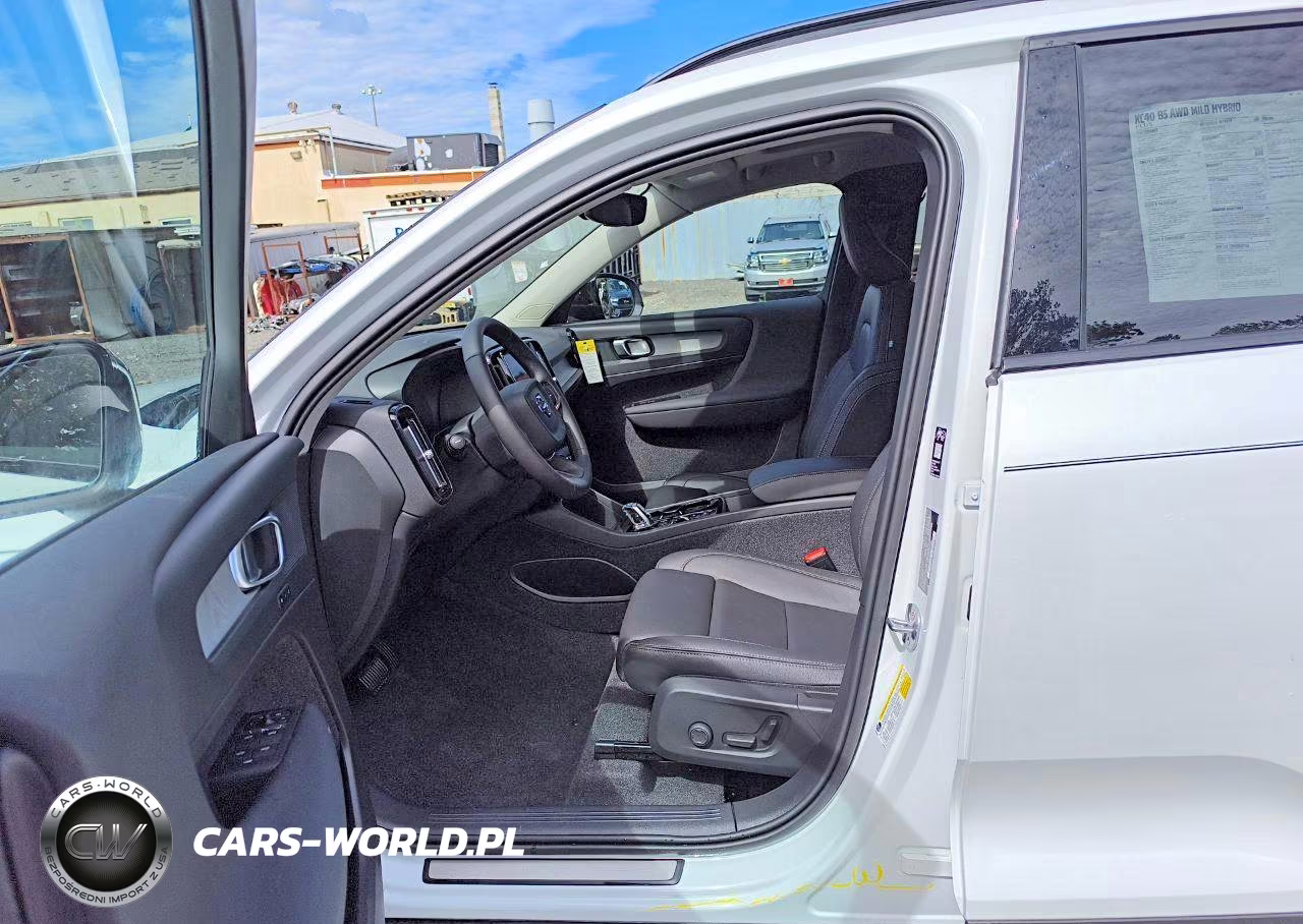 2026 Volvo Xc40 Plus VIN:YV4L12UC2T2792779 - 7