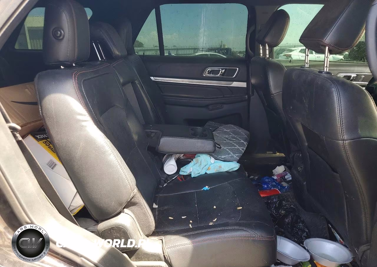 2019 Ford Explorer Sport VIN:1FM5K8GT9KGA32952 - 11