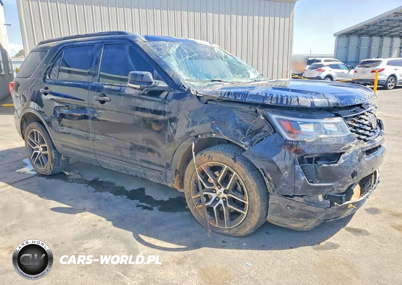 2019 Ford Explorer Sport VIN:1FM5K8GT9KGA32952 - 4