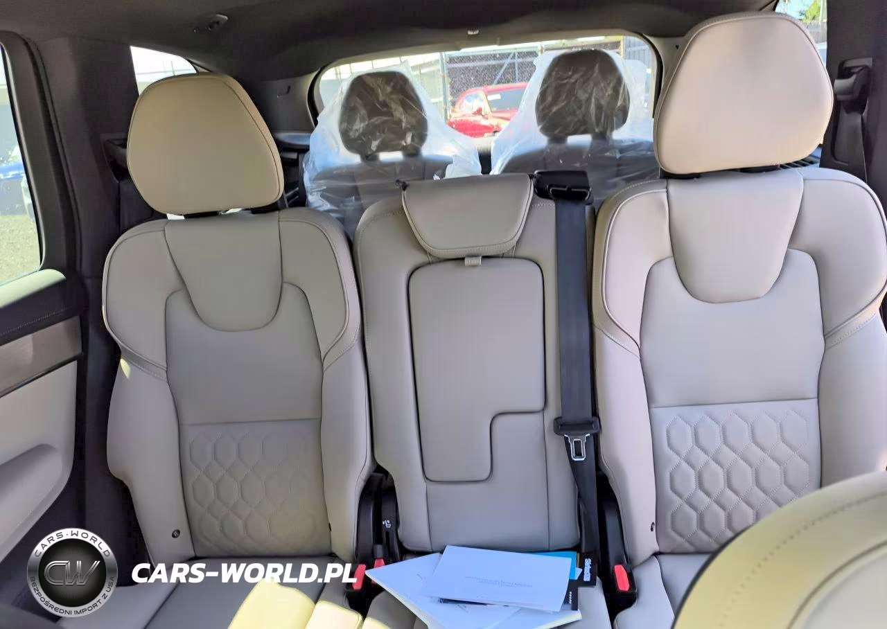 2026 Volvo Xc90 Core VIN:YV4M12PJ0T1537178 - 10