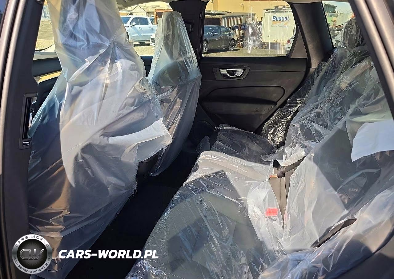 2026 Volvo Xc60 Plus VIN:YV4M12RC0T1498803 - 11
