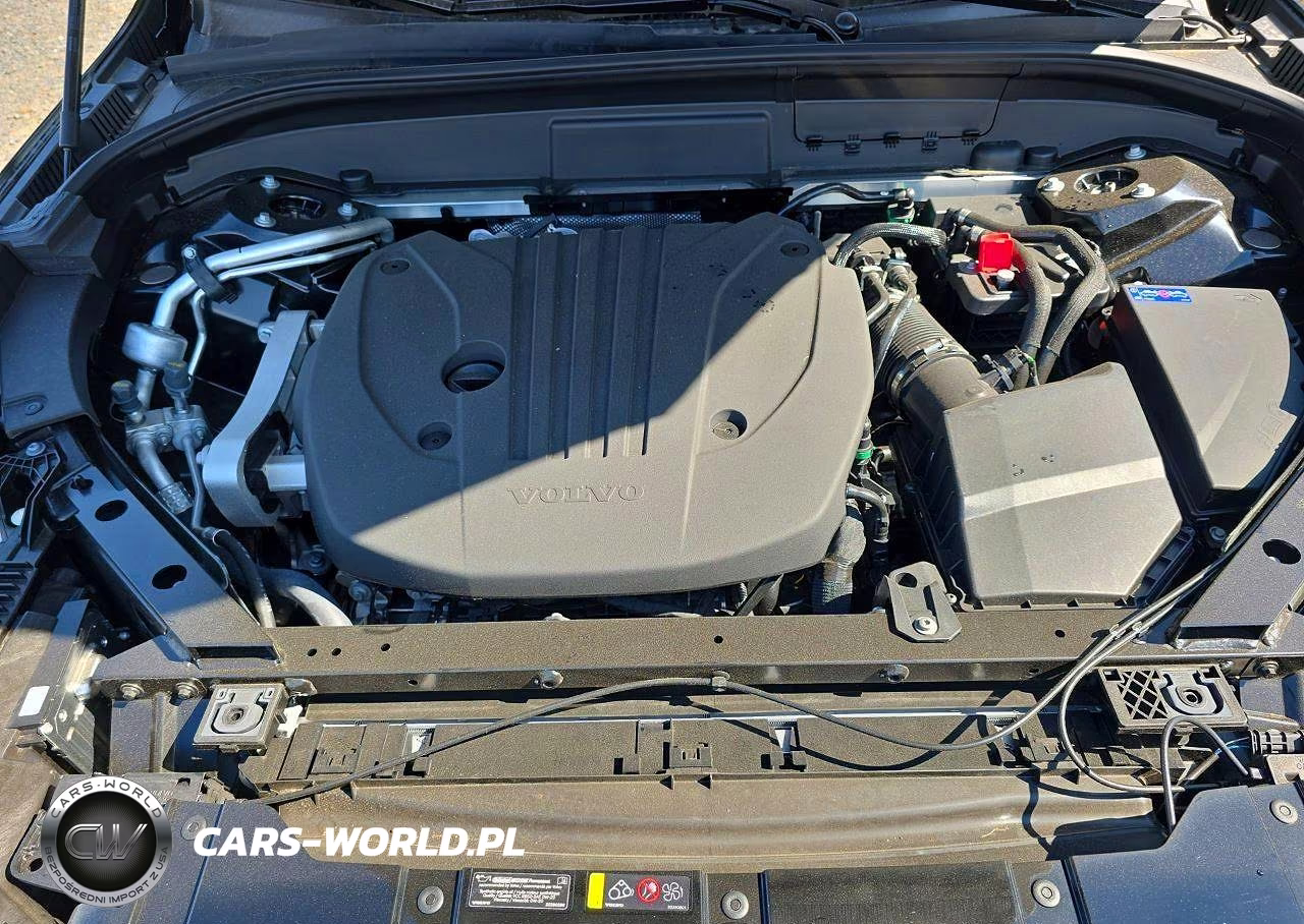 2026 Volvo Xc60 Plus VIN:YV4M12RC0T1498803 - 12