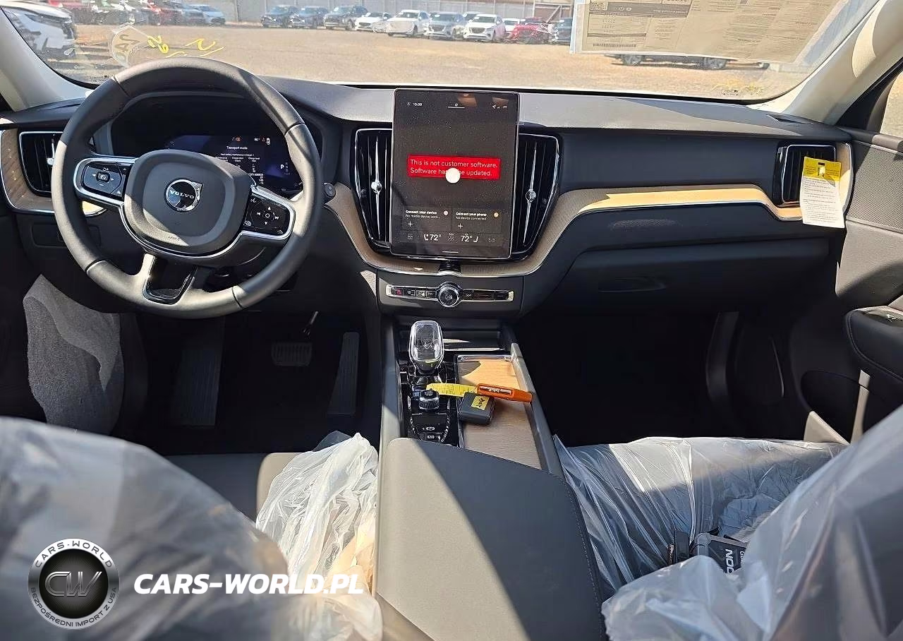 2026 Volvo Xc60 Plus VIN:YV4M12RC0T1498803 - 9