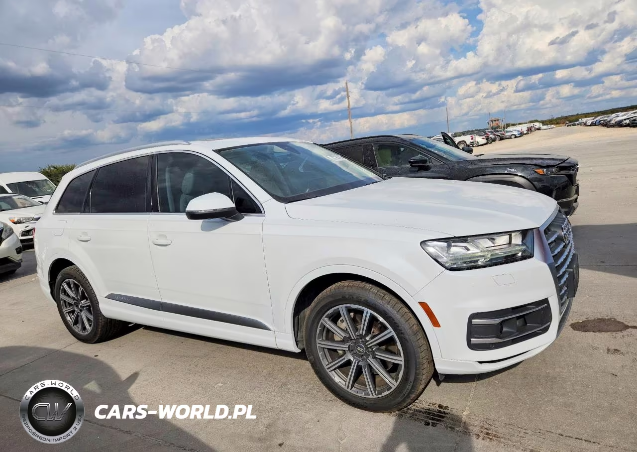 2018 Audi Q7 Prestige VIN:WA1VAAF76JD001820 - 4