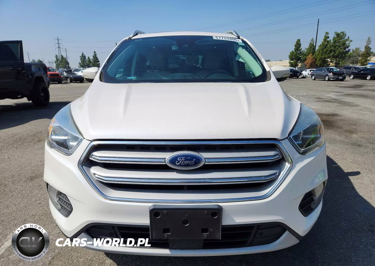 2018 Ford Escape Titanium VIN:1FMCU9J9XJUA24668 - 5