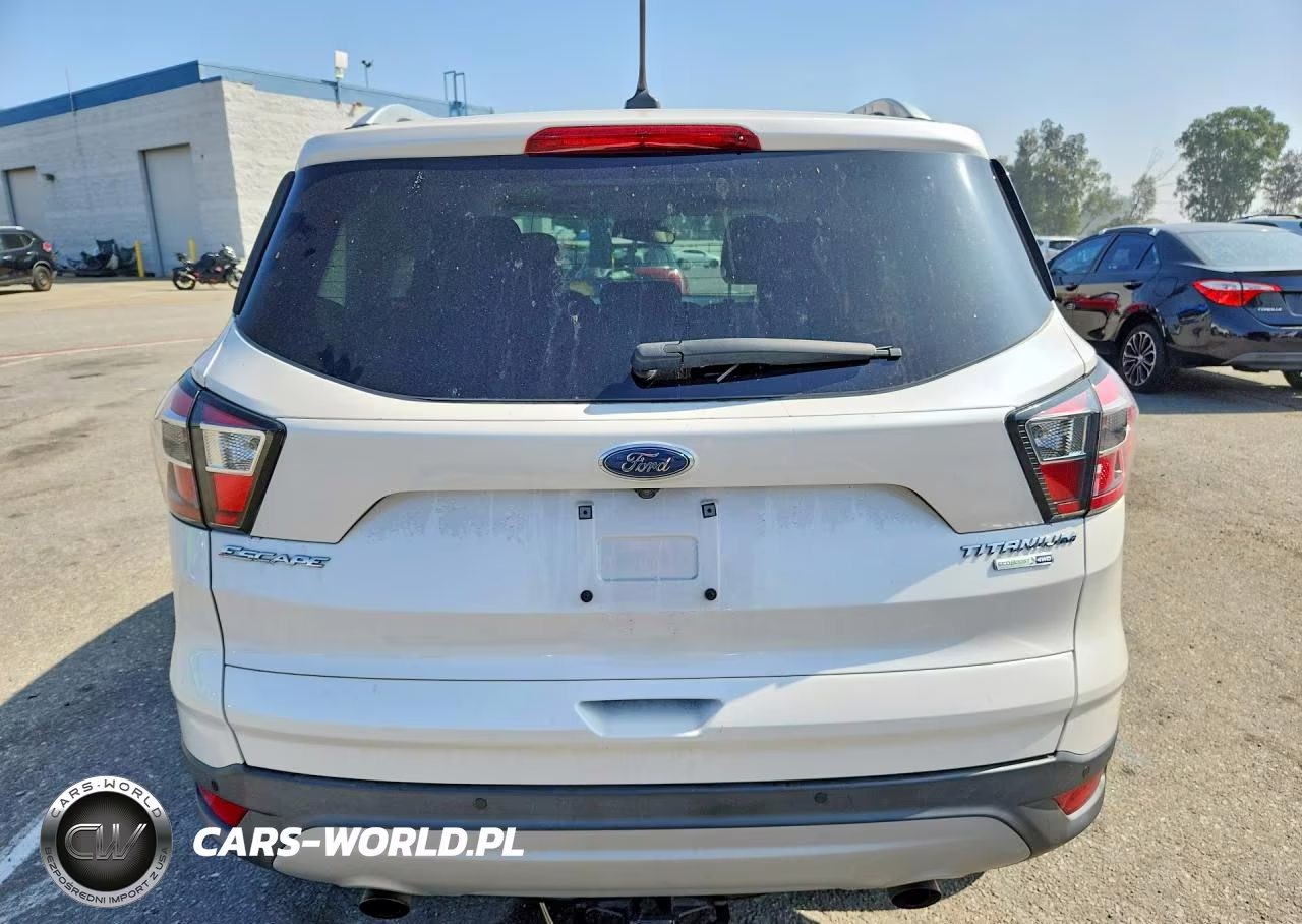 2018 Ford Escape Titanium VIN:1FMCU9J9XJUA24668 - 6