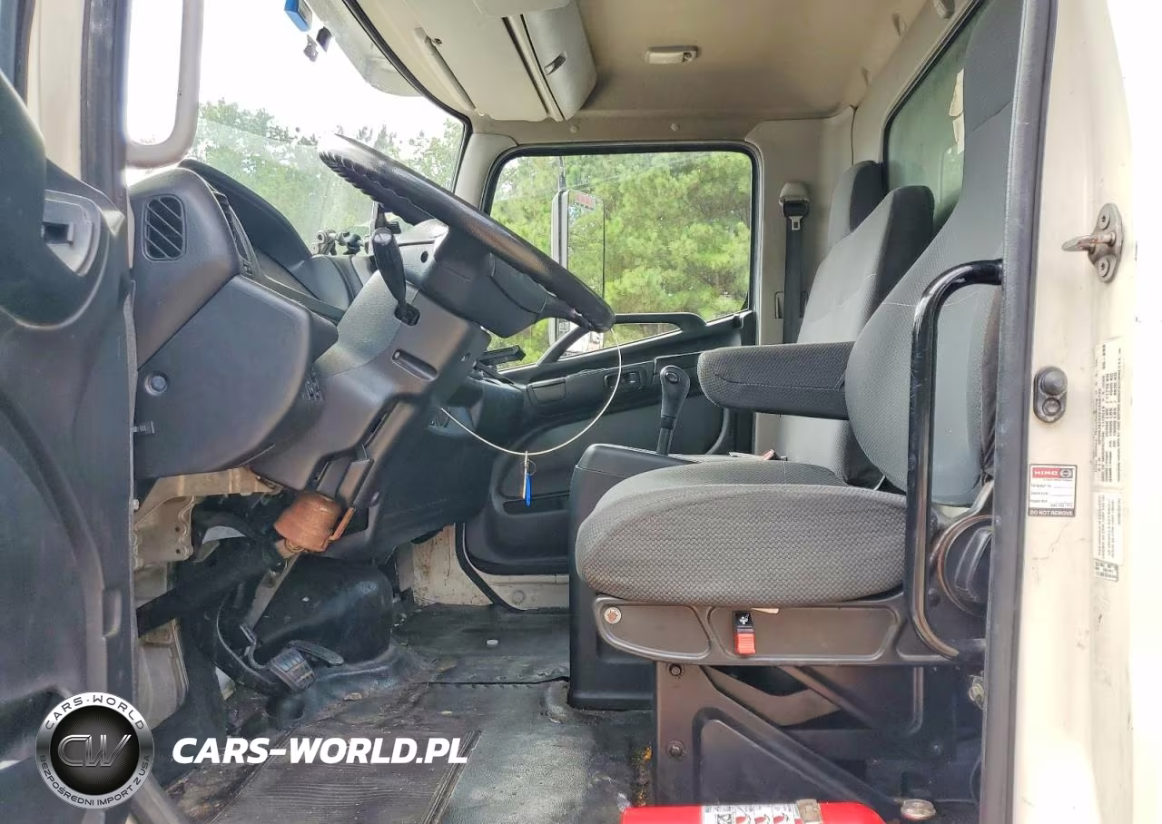 2014 Hino 258-268 - Box Truck VIN:5PVNJ8JV2E4S56720 - 7