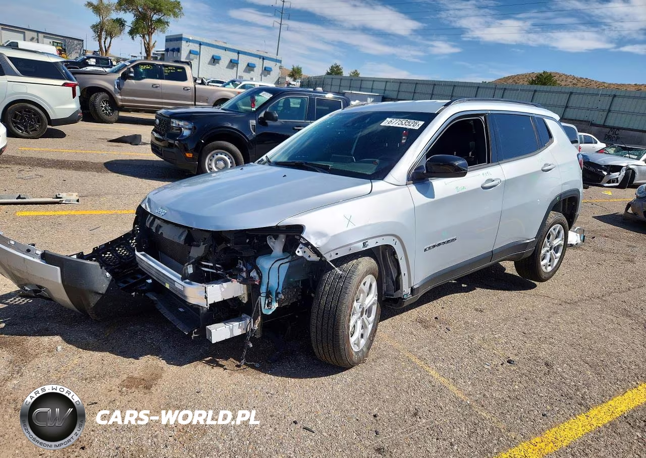 2025 Jeep Compass Latitude