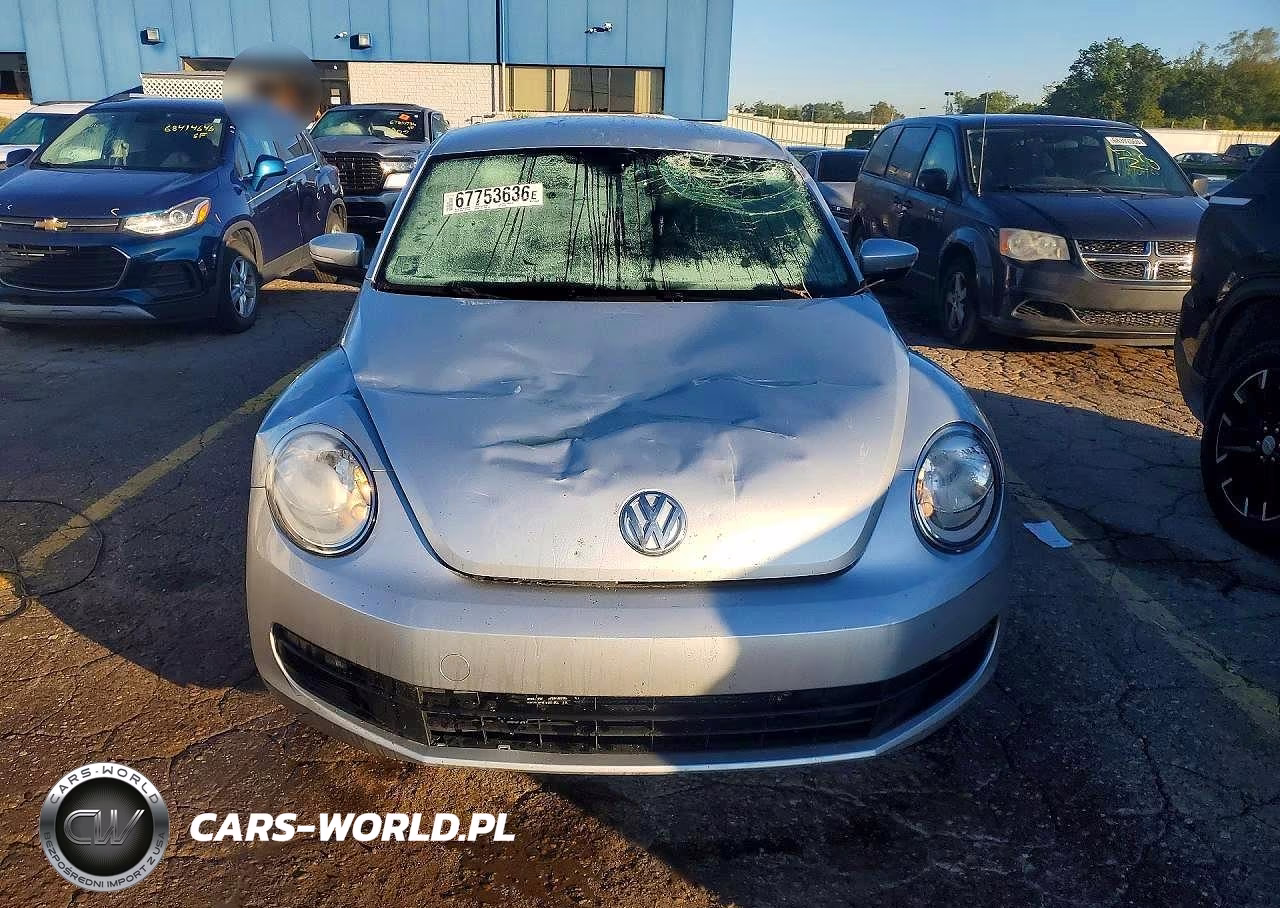 2014 Volkswagen Beetle VIN:3VWJ17AT1EM637760 - 5